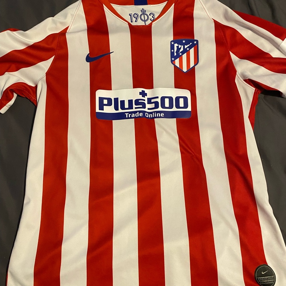 Athletico Madrid 19/20 kit